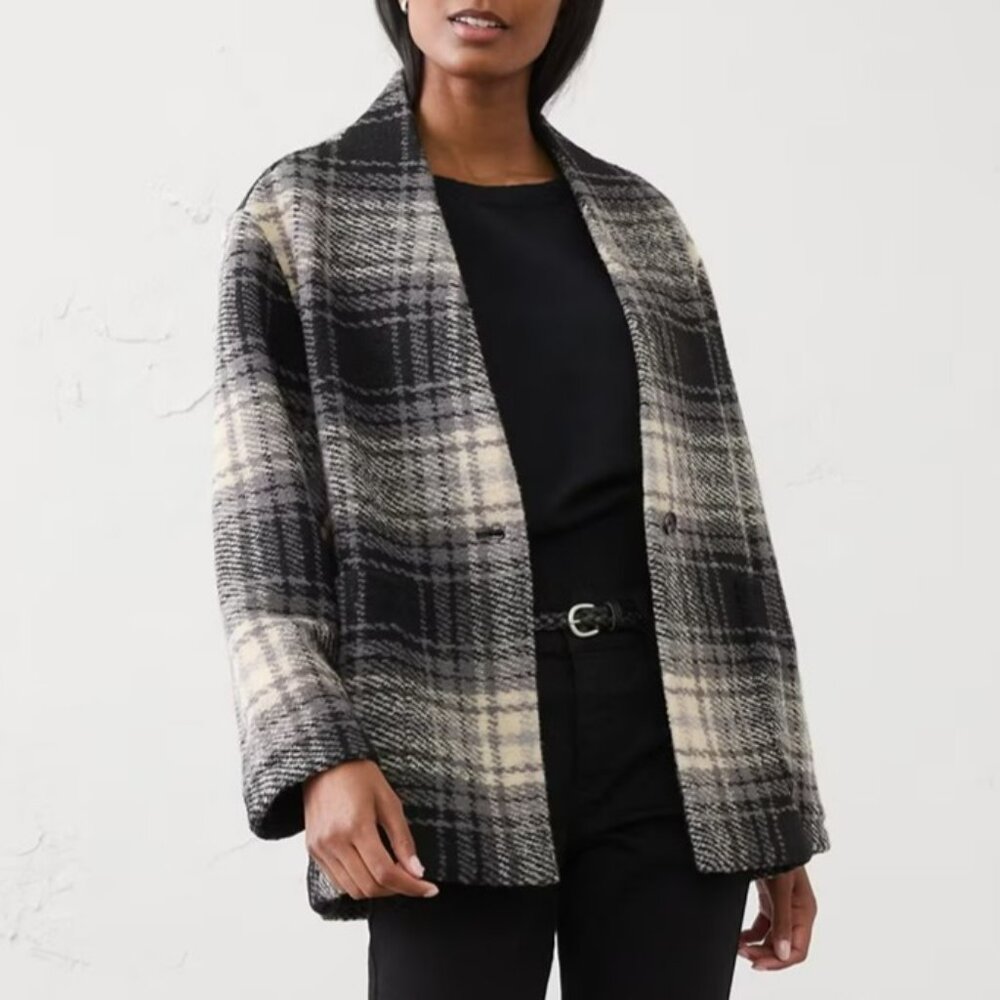NWT Banana Republic Factory Knit Bouclé Coat Size S/P In Black Plaid